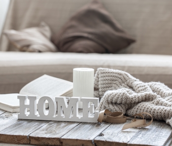 Tips για οικονομική διακόσμηση του νέου σας σπιτιού μετά τη μετακόμιση